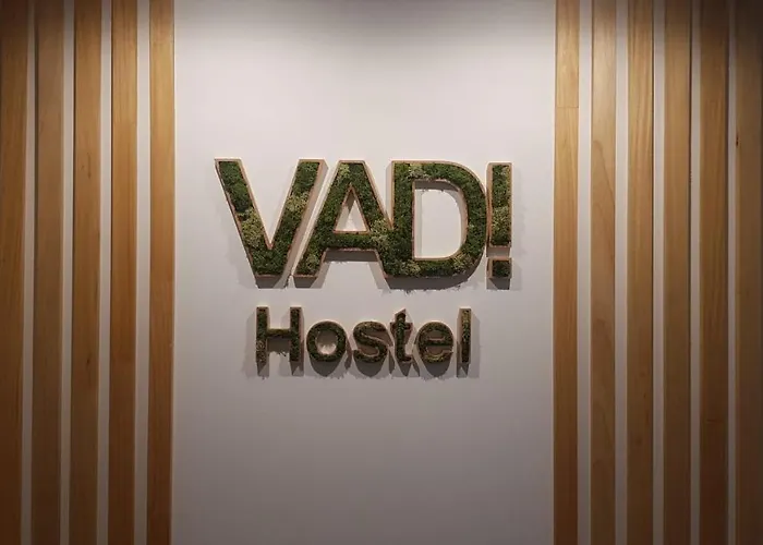 Vad - Juvenil Хостел